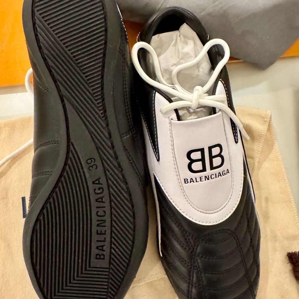 Balenciaga Black and White Sneakers Classic Athletic Design